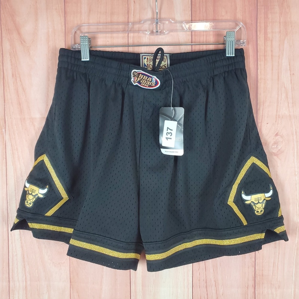 Chicago Bulls Shorts Womens Large Black Mitchell & Ness Basketball NBA Finals